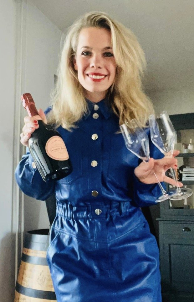 Lotte Ernsten Vrouw Van Bram Van Polen 3