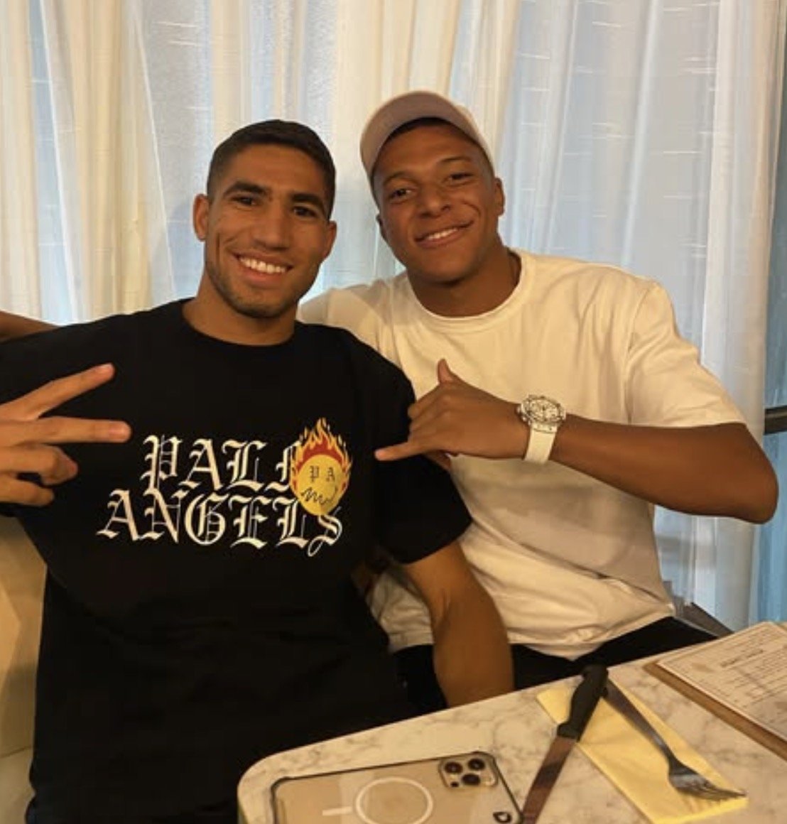 @achrafhakimi En Mbappe