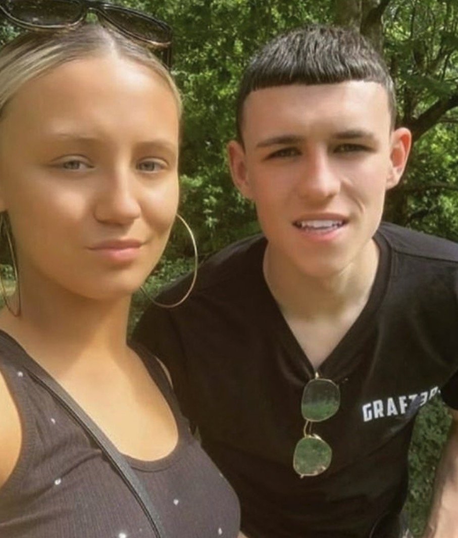 Rebecca-Cooke-vriendin-Phil-Foden-4.jpg