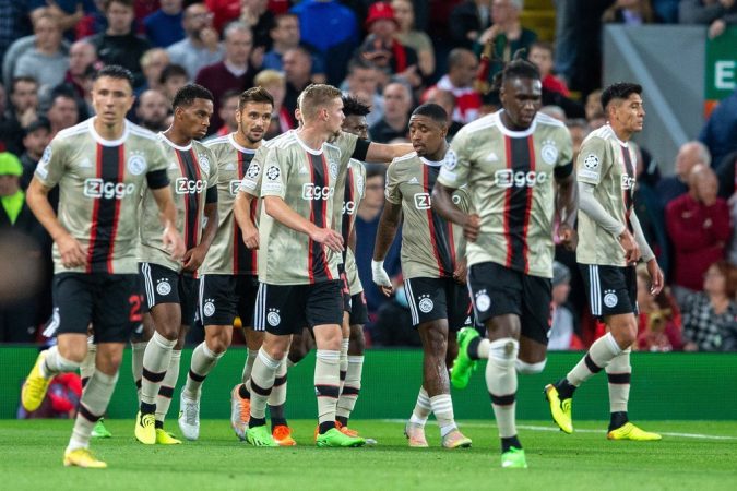 Dit zijn de spelersvrouwen van de Ajacieden