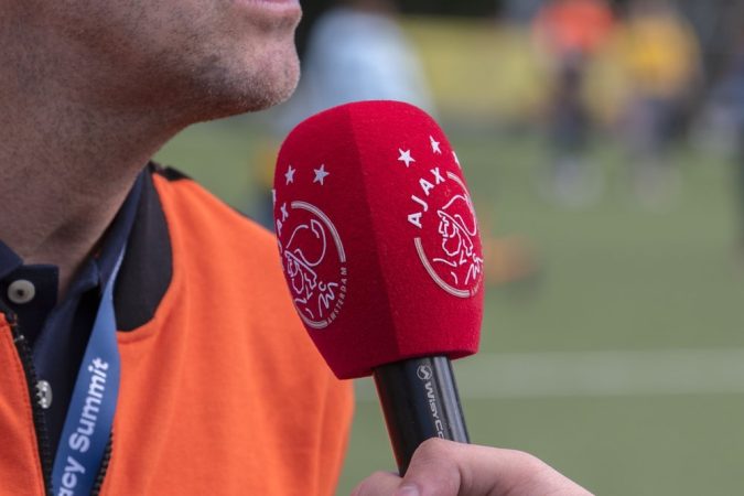 Onrust bij Ajax bestuursleden stappen op