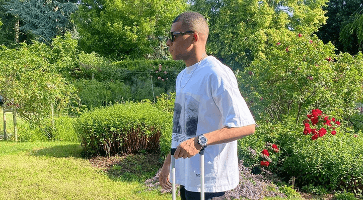Kylian Mbappé is vrijgezel