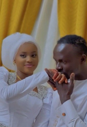 Aisha Tamba is de vrouw van Sadio Mané