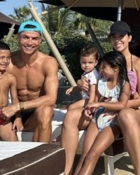 Christiano Ronaldo Hele Gezin